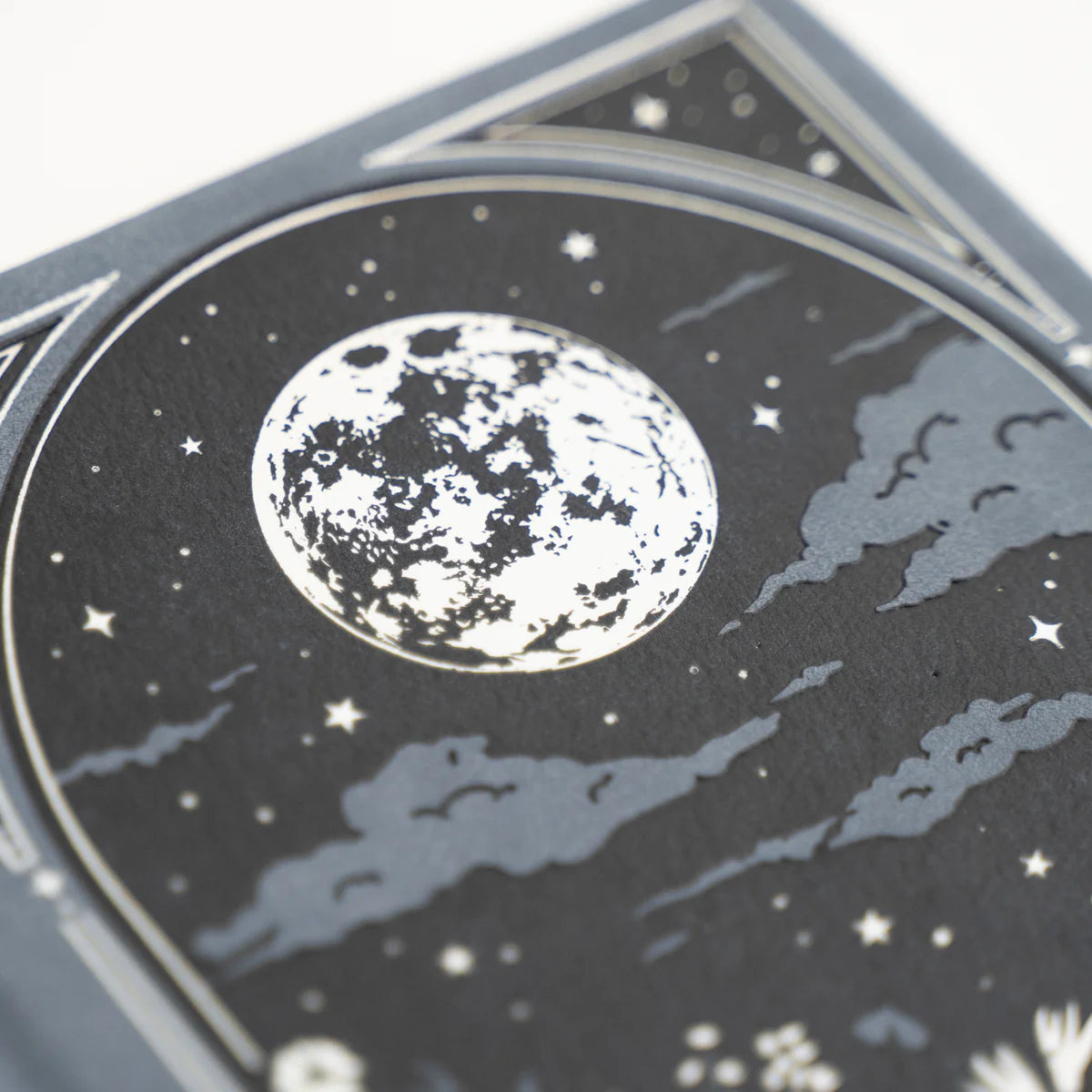 Moonlit Garden: Notebook - B5: 160 Pages / Dot Grid