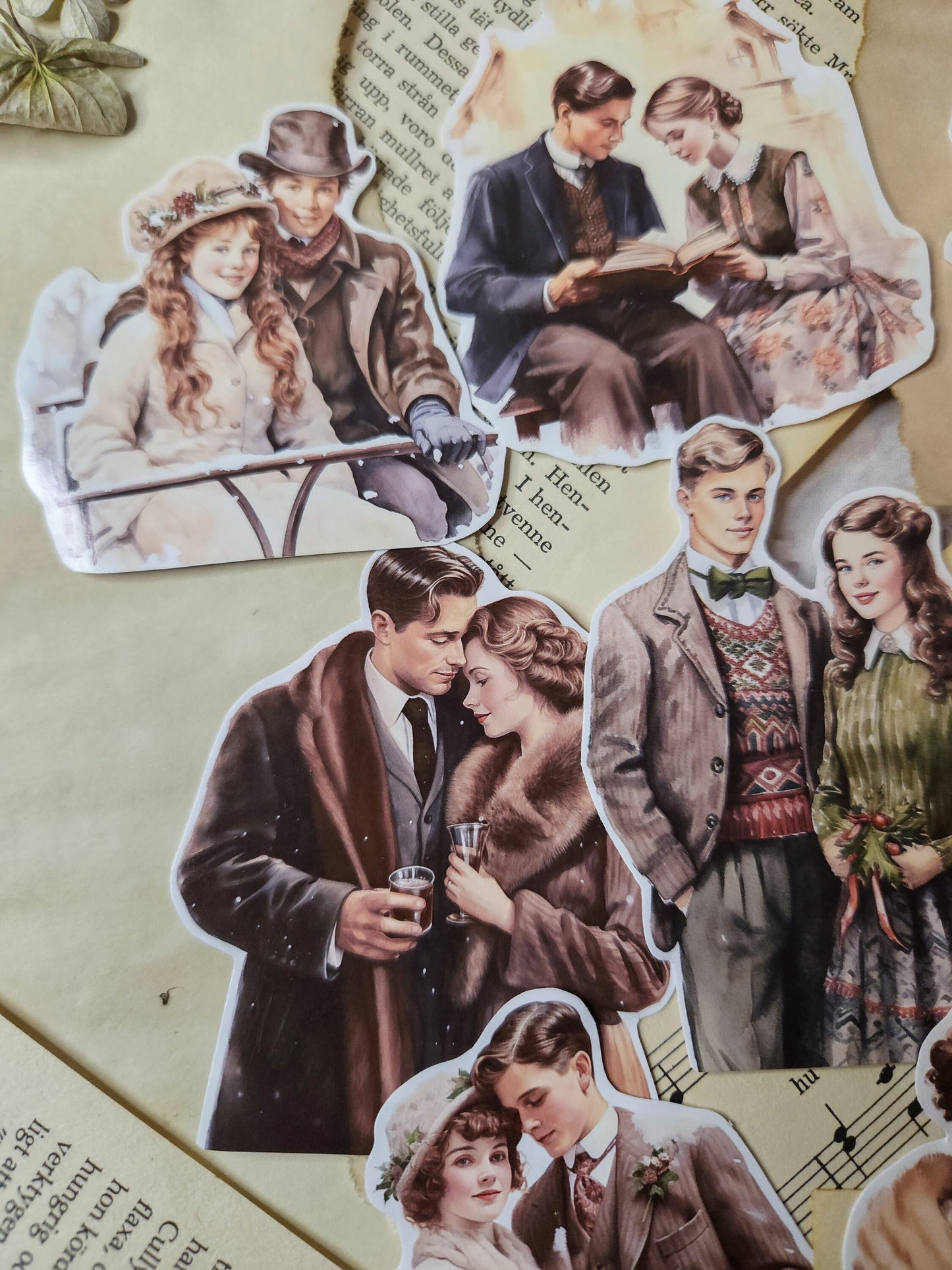 VINTAGE SERIE: Winter Lovely Couple Set of 9 Stickers | • Scrapbooking • Card Making • Art Journaling • Paper Craft • Junk Journal